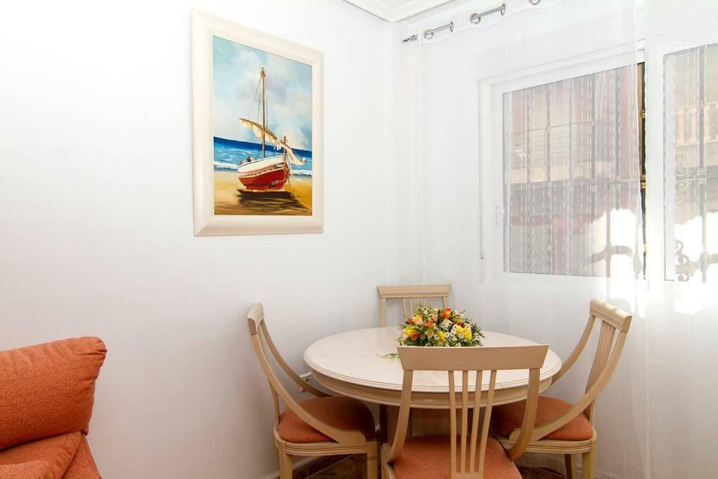 شقة Yovalu Con Balcon,Yovalu1Sin Balcon, Yovalutres Con Piscina تورّيفيِخا المظهر الخارجي الصورة